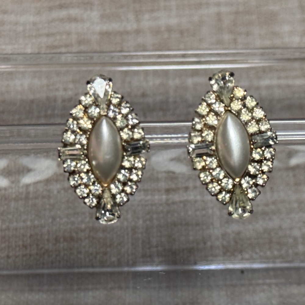 Vintage Faux Pearl Rhinestone‎ Marquise Stud Earrings Silver Tone Art Deco Style